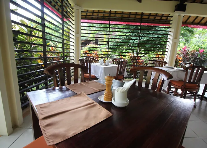 Rossa Garden Boutique