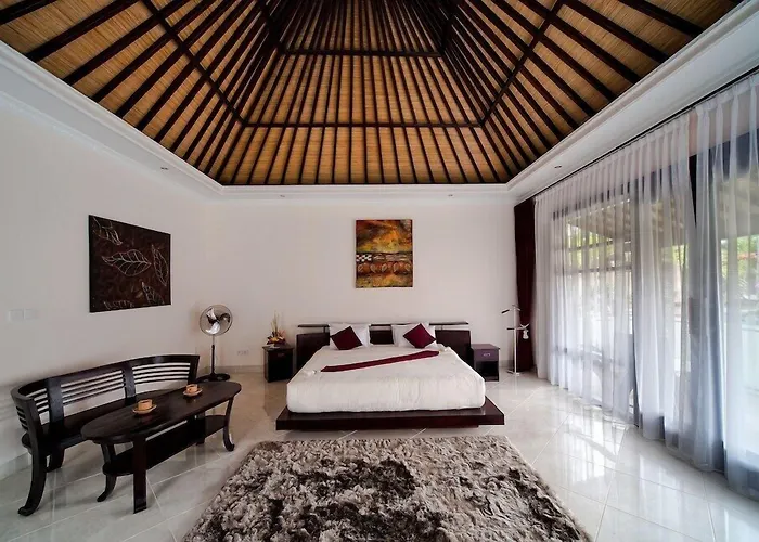 Rossa Garden Boutique 3*