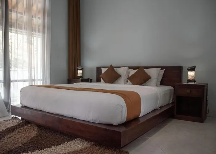 Rossa Garden Boutique 3*
