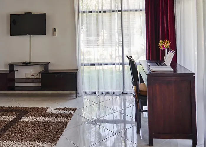 Guest house Rossa Garden Boutique 3*